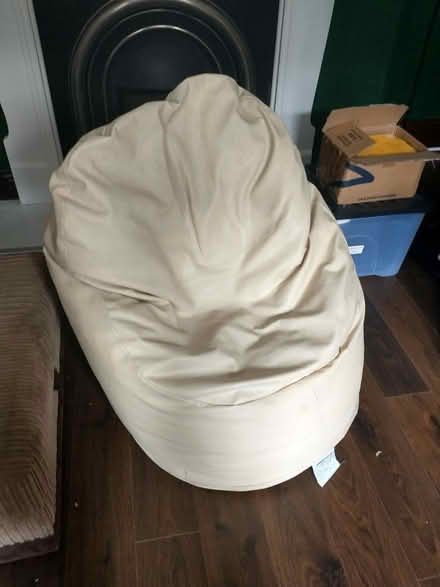 Photo of free Bean bag chair (LS13, Bramley) #2
