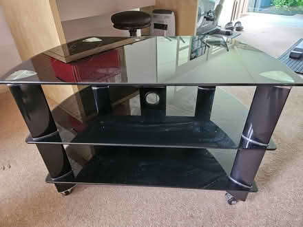 Photo of free TV stand (Chalfont St Peter SL9) #1