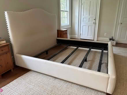 Photo of free King pottery barn bed (3904 18th st Nw) #2