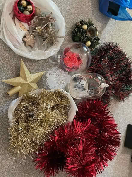 Photo of free Mixed christmas decoration (Strawberry Hill TW1) #1
