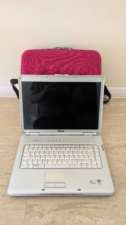 Photo of free Old Dell Inspiron 1520 + Case (Springfield CM1) #1