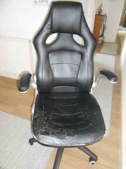 Photo of free office chair (City Dulas LL70) #1