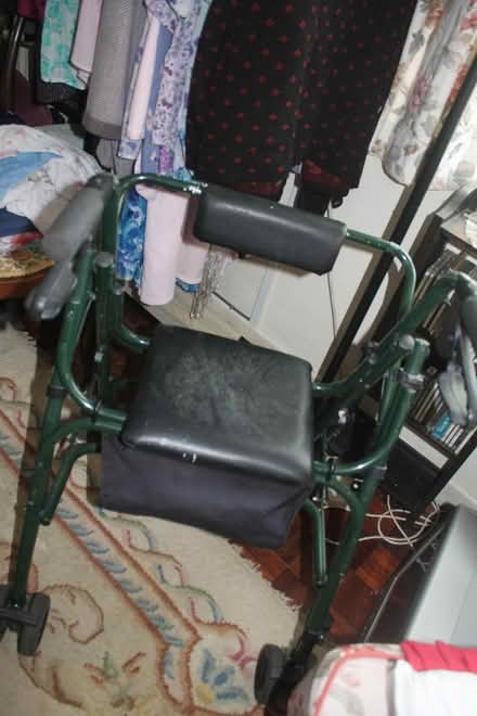 Photo of free Mobility Walker with seat (dorchester DT1) #1