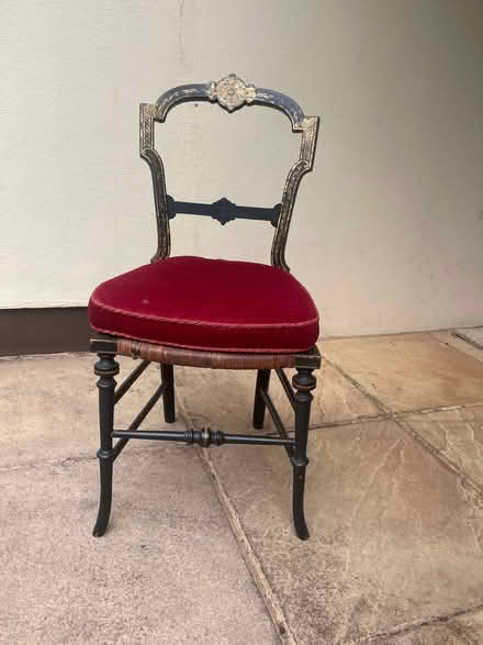 Photo of free Nice chair in need of tlc (EX2 8) #1