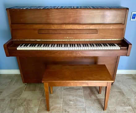 Photo of free Yamaha upright piano (Pittsford-Perinton) #1