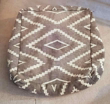 Photo of free Square pouf (Eastville BS5) #1