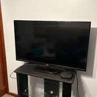 Photo of free LG 42in HD TV (Battle RG30) #1
