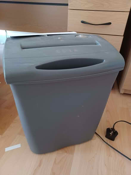 Photo of free Fellowes P500-2 paper shredder (Summertown OX2) #2