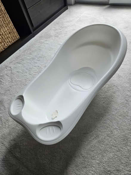 Photo of free Plastic baby bath (SW2) #1
