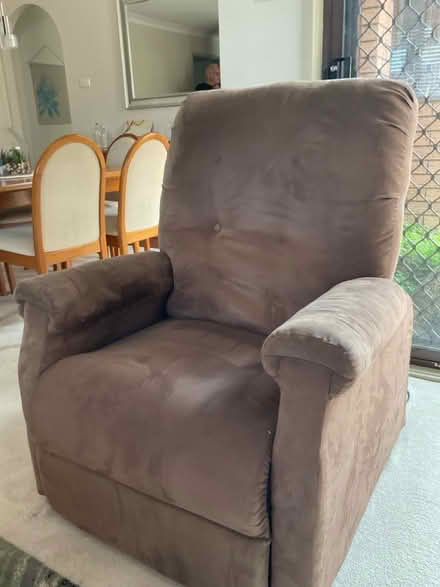 Photo of free Electric recliner lift chair (Near Hurstville Oval) #2