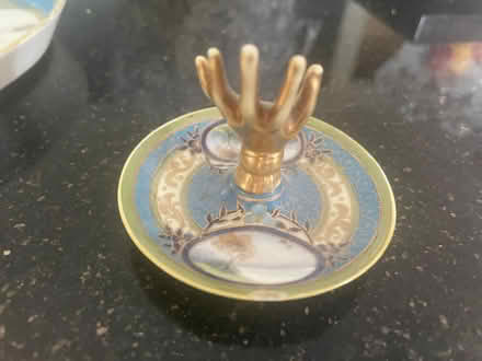 Photo of free Dressing table set (EX2 8) #1
