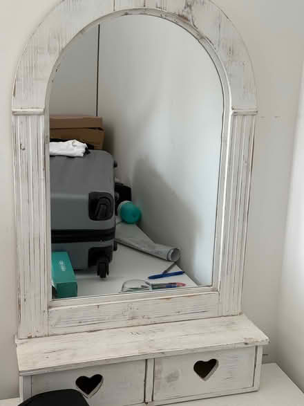 Photo of free Freestanding dressing table mirror (Coxlodge NE3) #1