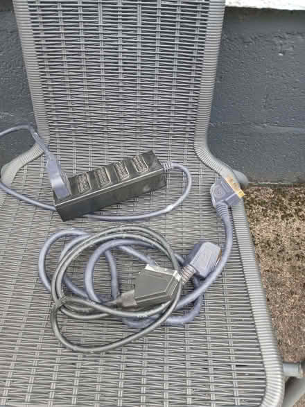 Photo of free Audio Visual Cables (Bovey Tracey TQ13) #1