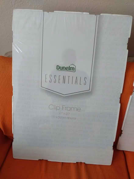 Photo of free Clip Frame (Hastings TN34) #1