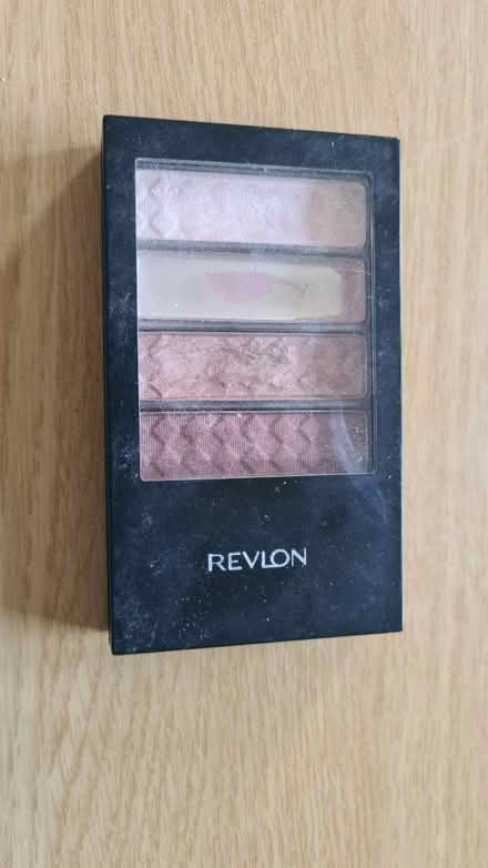 Photo of free Eye shadow (Morningside) #1
