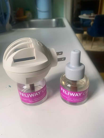Photo of free Feliway cat calming device (Berkeley) #1