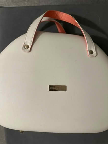 Photo of free Clarins bag (CO4 9 Colchester) #2