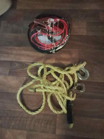 Photo of free Jump Leads and Tow Rope (Horsforth LS18) #1