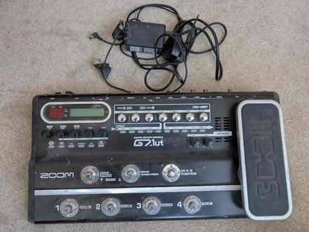 Photo of free Zoom Guitar Multi Effects Pedal (BN3, Poets Corner) #1