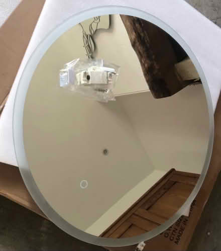 Photo of free 60cm Round Mirror (S35 High Green) #1