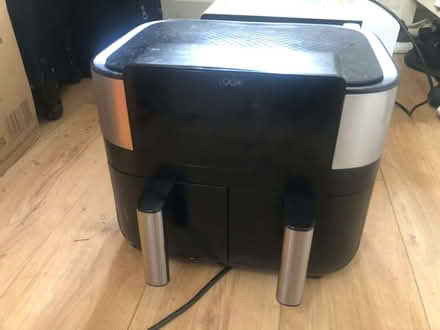 Photo of free Double fryer, but only works. (Downham SE6) #2