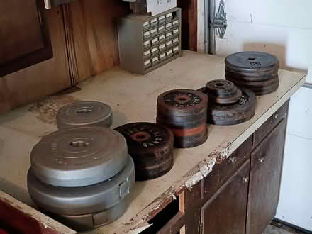 Photo of free Weightlifting bars and plates (Windsor Woods,VB off Rosemont) #2