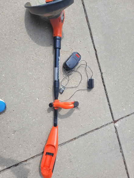 Photo of free Black and Decker trimmer (Woodridge near Lemont and 83rd) #1