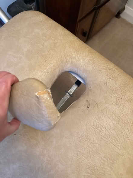 Photo of free Hydraulic therapy couch (South Croydon CR2) #3
