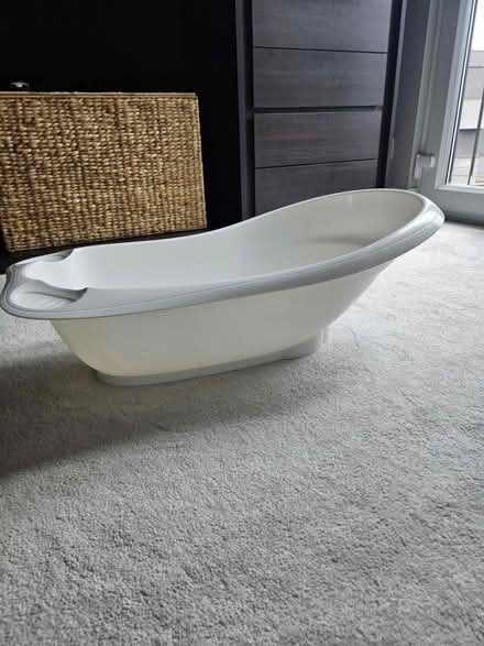 Photo of free Plastic baby bath (SW2) #2