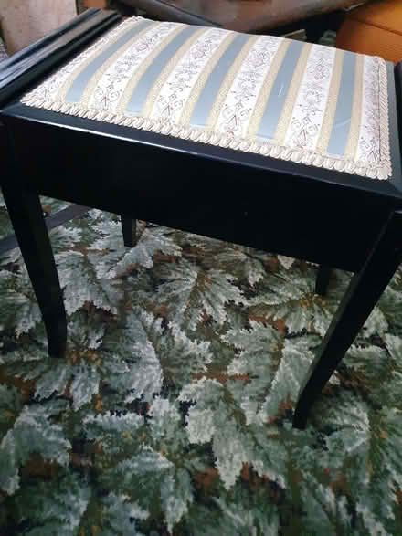 Photo of free Piano stool (Bridlington YO16) #1