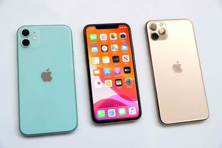 Photo of Apple iPhone is (Se10) #1