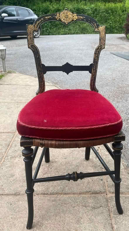 Photo of free Nice chair in need of tlc (EX2 8) #3