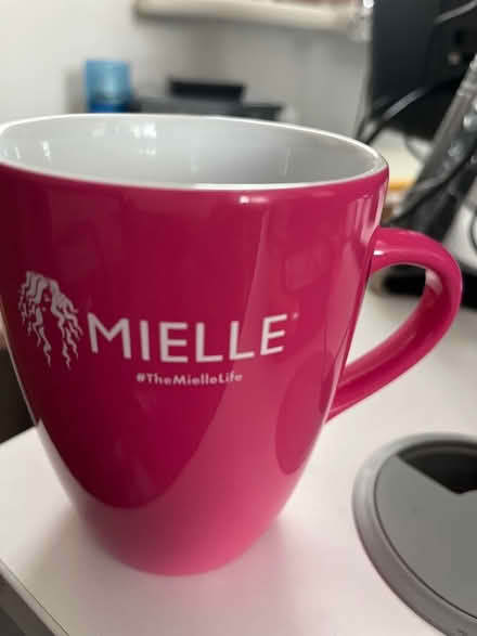 Photo of free Pink mug (Tyburn B24) #1
