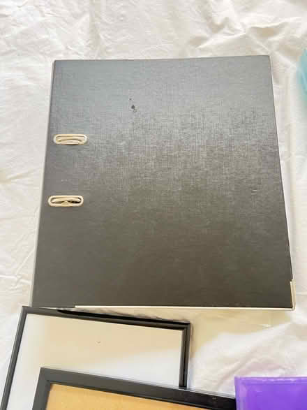 Photo of free Files & Pic Frames (SW11) #2