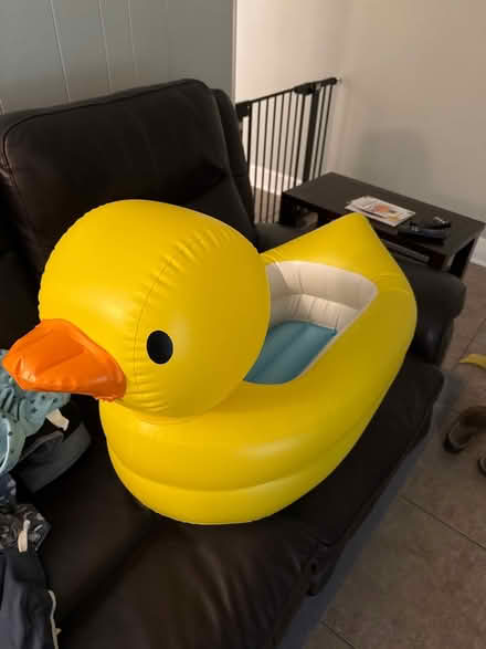 Photo of free Munchkin Inflatable Baby Bath (Casselberry) #1