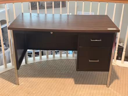Photo of free Desk (Lewisville (Castle Hills)) #1