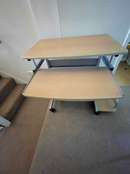 Photo of free Computer table (Upper Holloway N19) #2