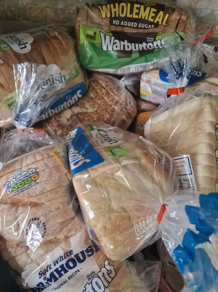 Photo of free Various loaves of bread best before 12th June (Hartwood Green PR7) #1