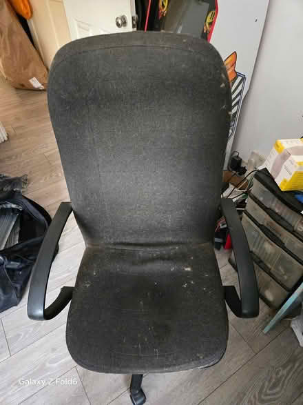 Photo of free office chair (south ealing W5) #1