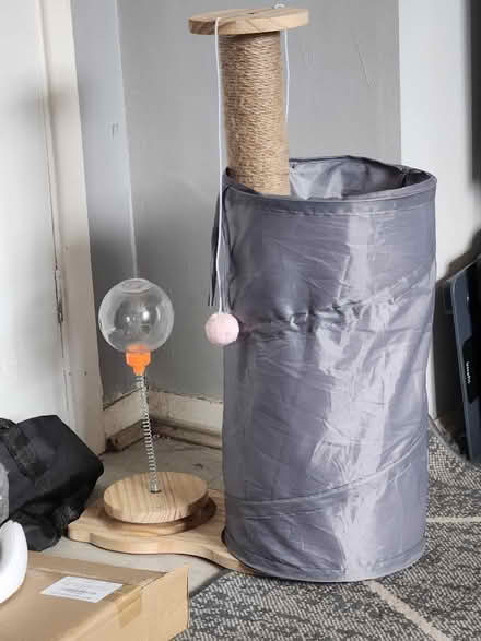 Photo of free Scratching post (Scholes WN2) #1