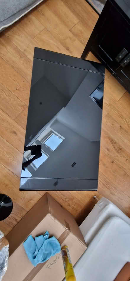Photo of free Low table, great as coffee table or TV stand (Fulham Palace Rd SW6) #1