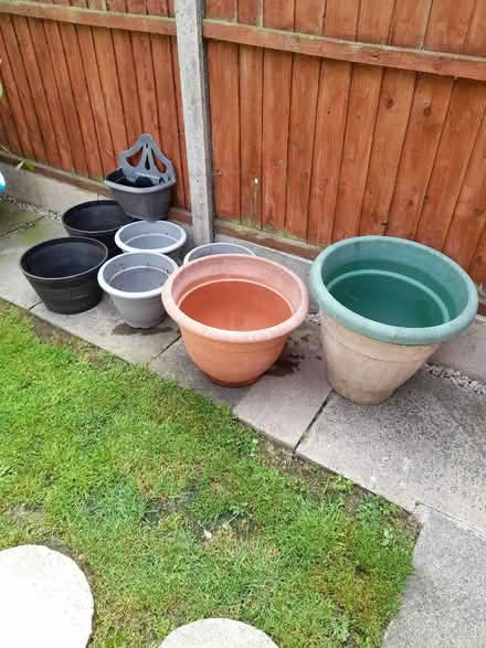 Photo of free Used Garden pots (Woodchurch CH49) #2