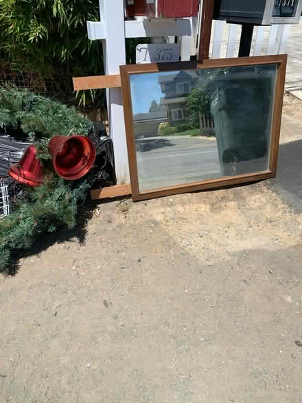 Photo of free Curb Alert (Sunnyvale 94087) #1