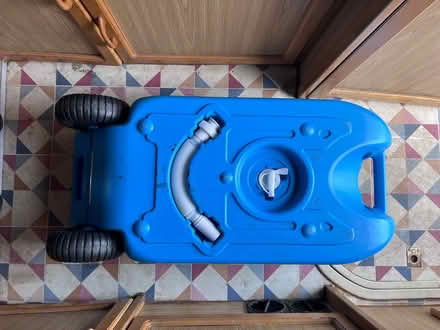 Photo of free 40L Wheeled Water Tank (NR2 near Earlham Cemetery) #2