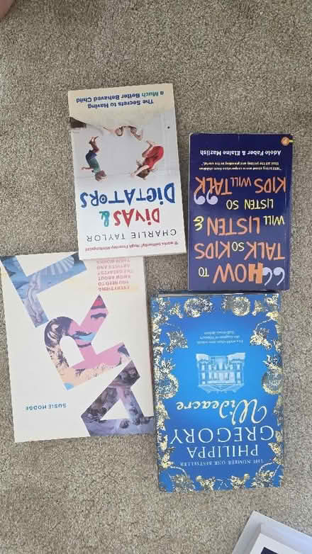Photo of free Books (Aston S26) #1