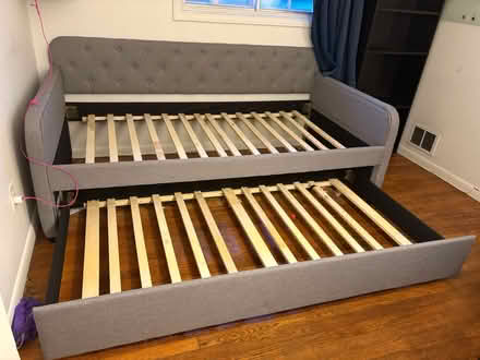 Photo of free Twin daybed with trundle (Odenton Kings Heights) #3