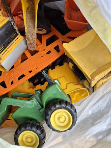 Photo of free Sand Pit Toys (Stanley Common DE7) #3