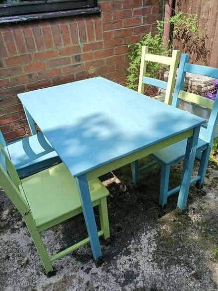 Photo of free Table and chairs for indoor or outdoor use (Brampton CA8) #2