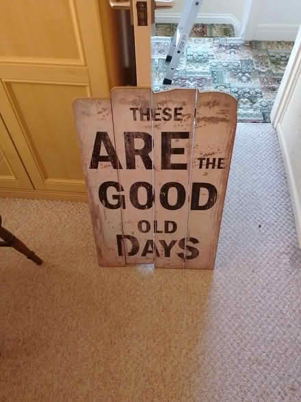Photo of free Shabby Chic Sign (Long Eaton NG10) #1