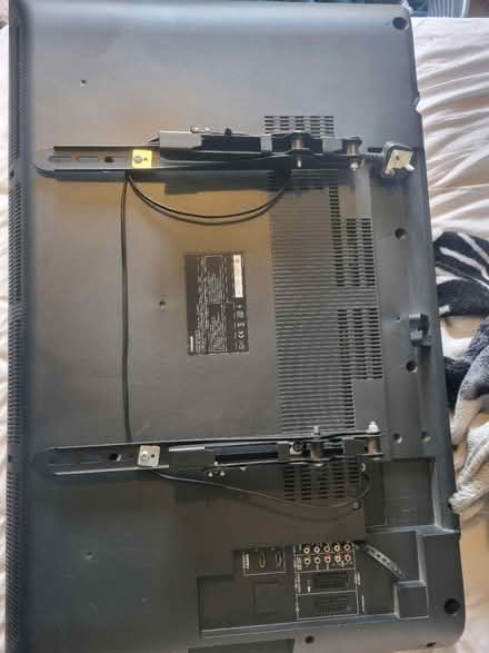 Photo of free Toshiba 42 inch Lcd TV (SE20) #3